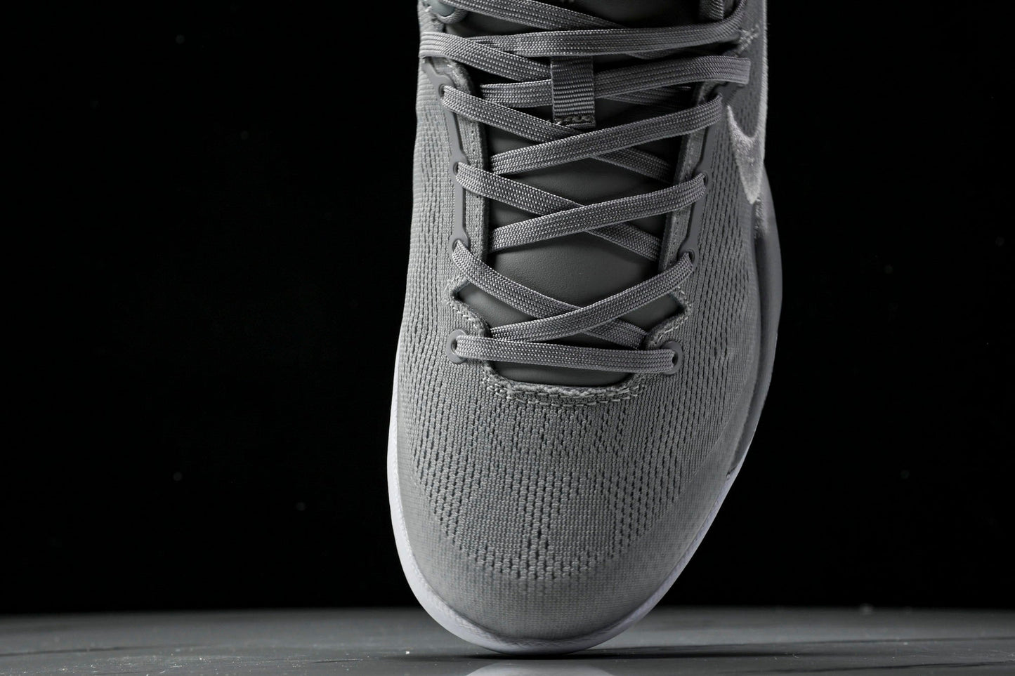 Kobe 8 Protro 'Wolf Grey' - UK 8 / US 9 / EU 42.5