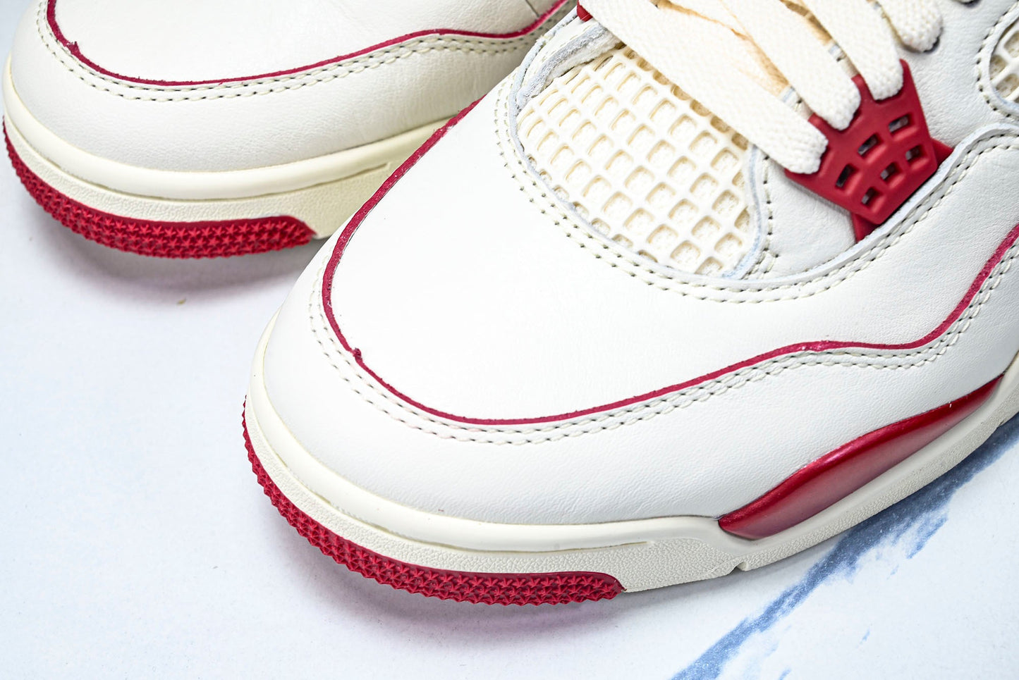 AJ4 Retro Valentine's Day 'Sierra Red'