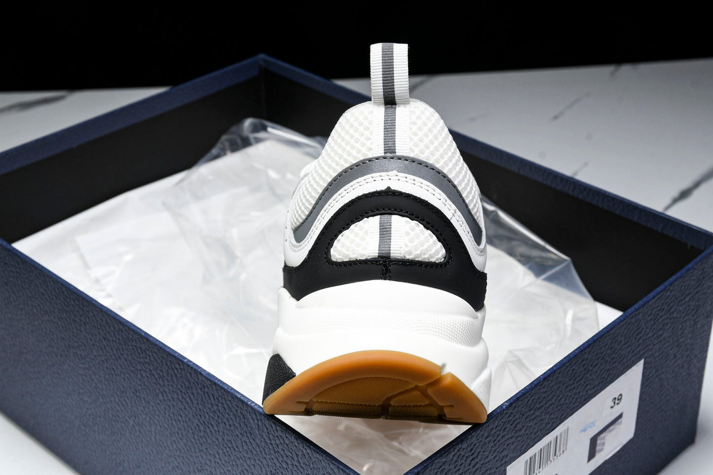 D1or B22 'White Black Gum' - UK 7 / US 8 / EU 41