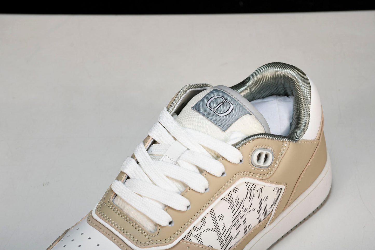 D1or B27 Low Galaxy Leather 'Beige'
