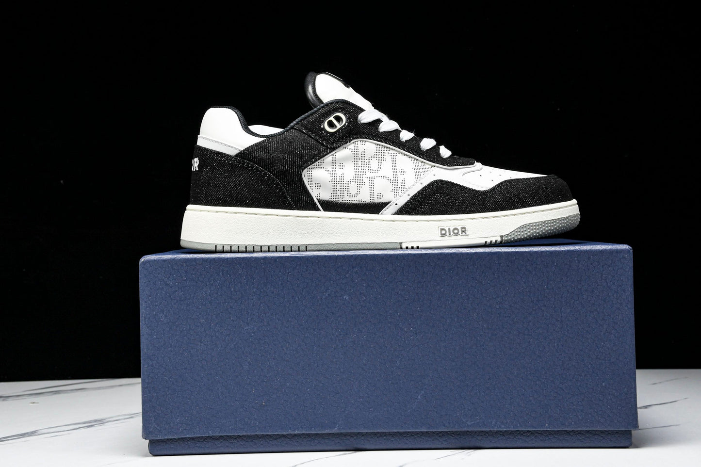 D1or B27 Low Galaxy Leather 'Black White'