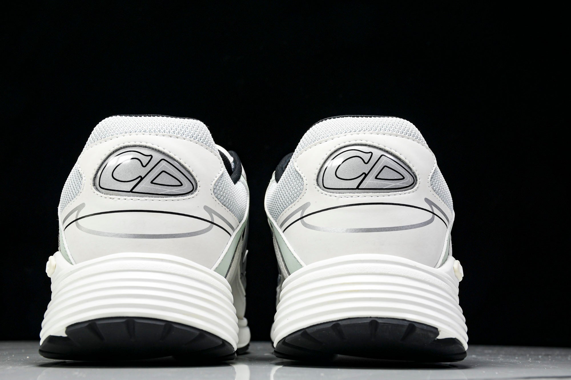 D1or B30 'White Grey 2.0' - UK 10 / US 11 / EU 44