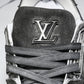 Louis Vuittоп Trainer Low 'Black Distressed'