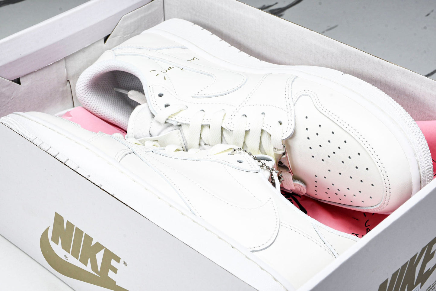 Travis Scott AJ1 Retro OG Low 'White Party'