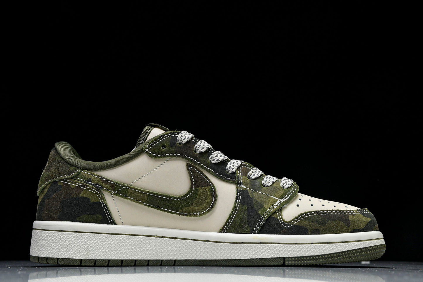 Travis Scott AJ1 Low x BAPE 'Camo' (Custom) - UK 7.5 / US 8.5 / EU 42