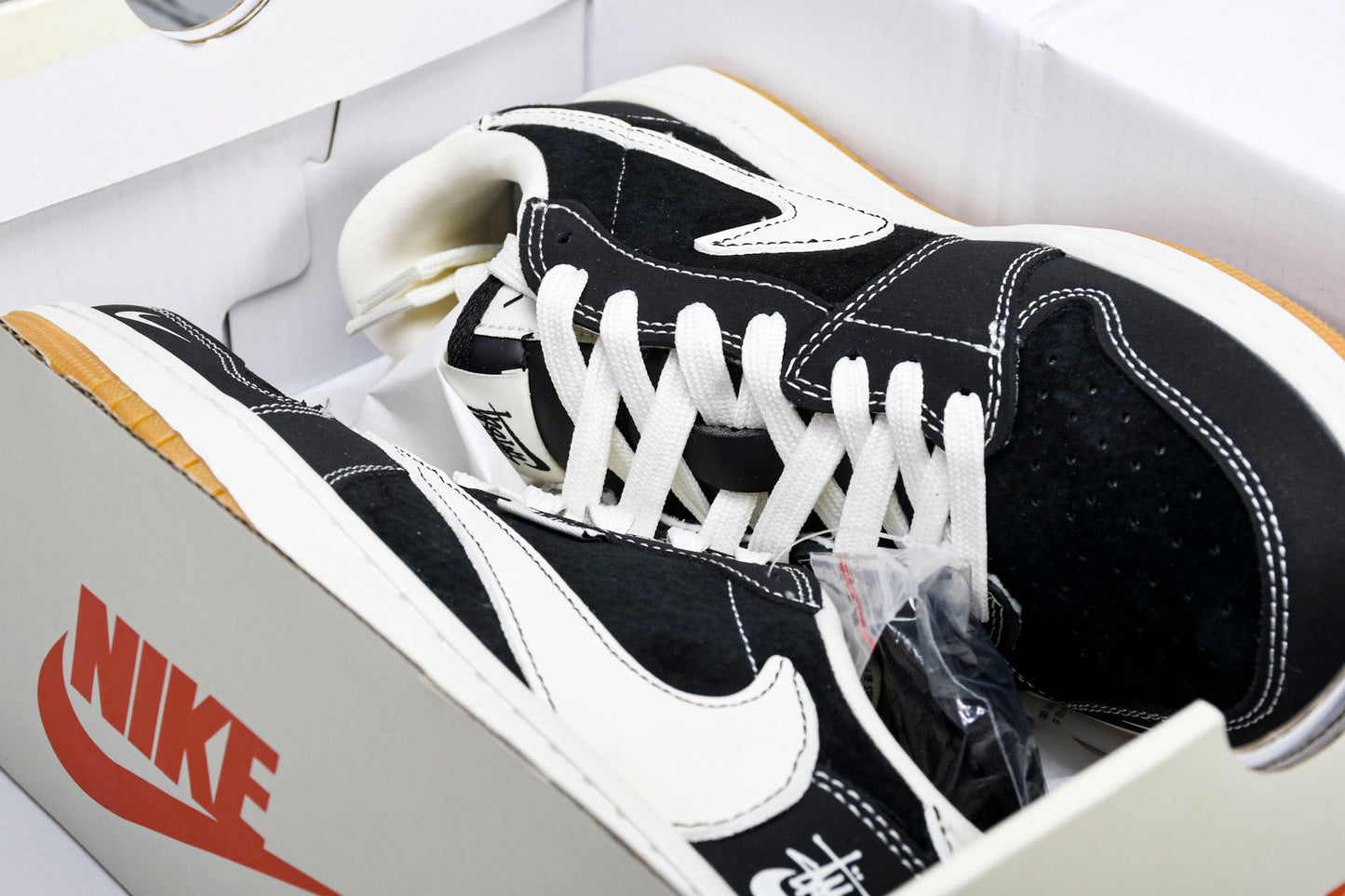 Travis Scott AJ1 Low x Stussy 'Black White Gum' (Custom) - UK 7.5 / US 8.5 / EU 42
