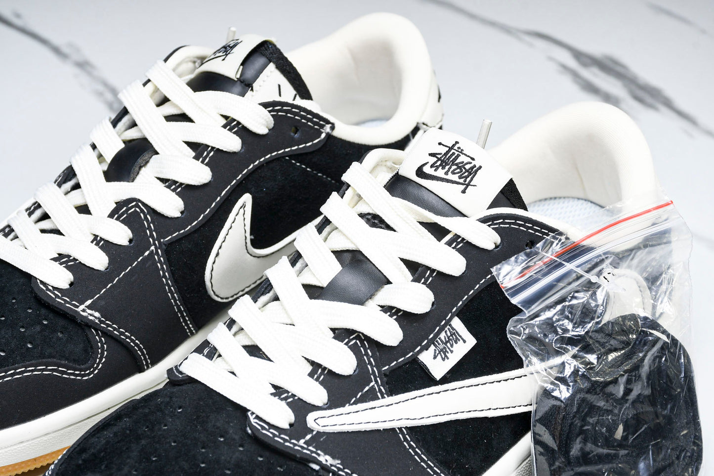 Travis Scott AJ1 Low x Stussy 'Black White Gum' (Custom) - UK 7.5 / US 8.5 / EU 42