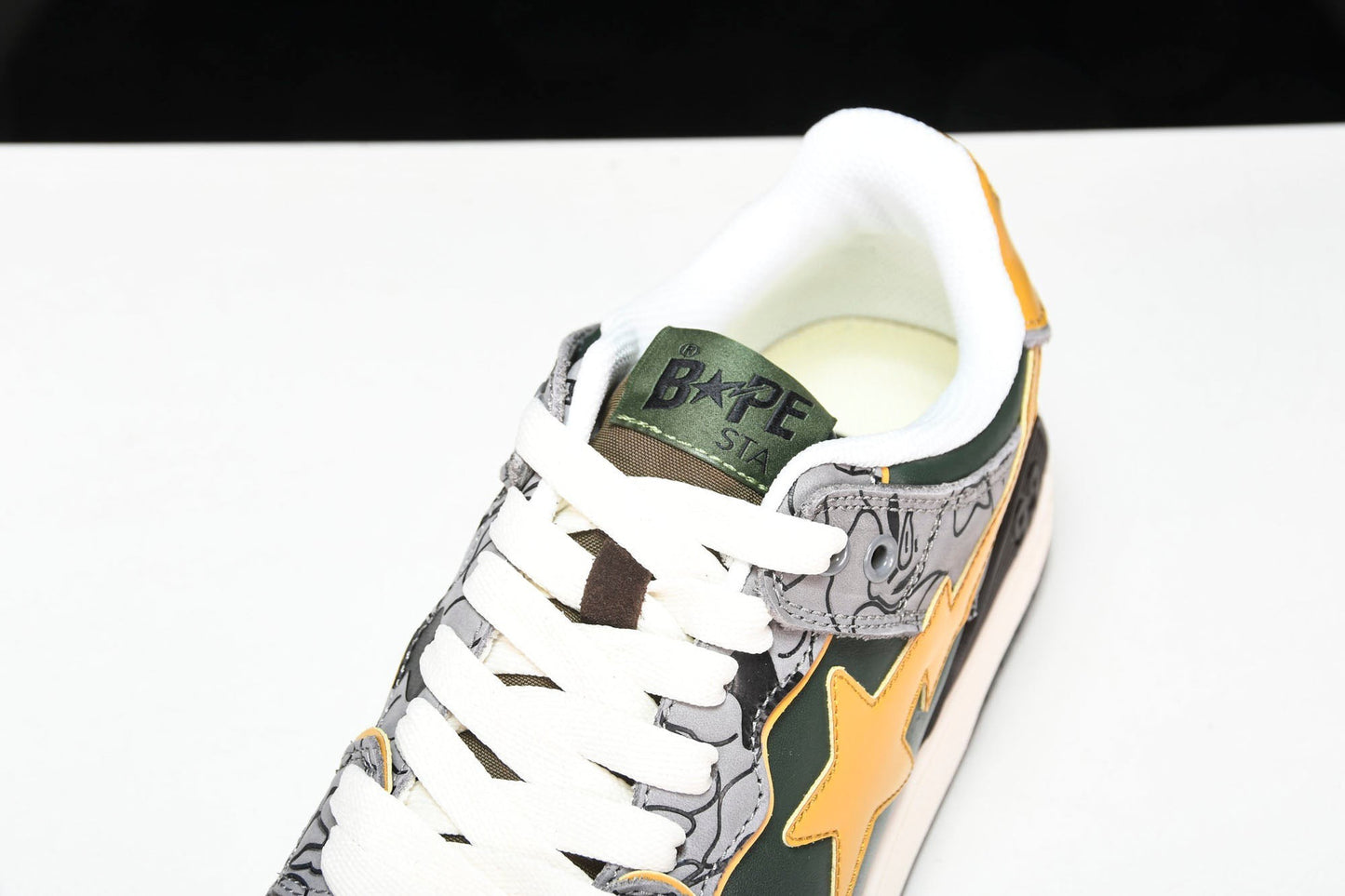 A Bathing Ape Bape SK8 Sta 'Grey Mustard Yellow'