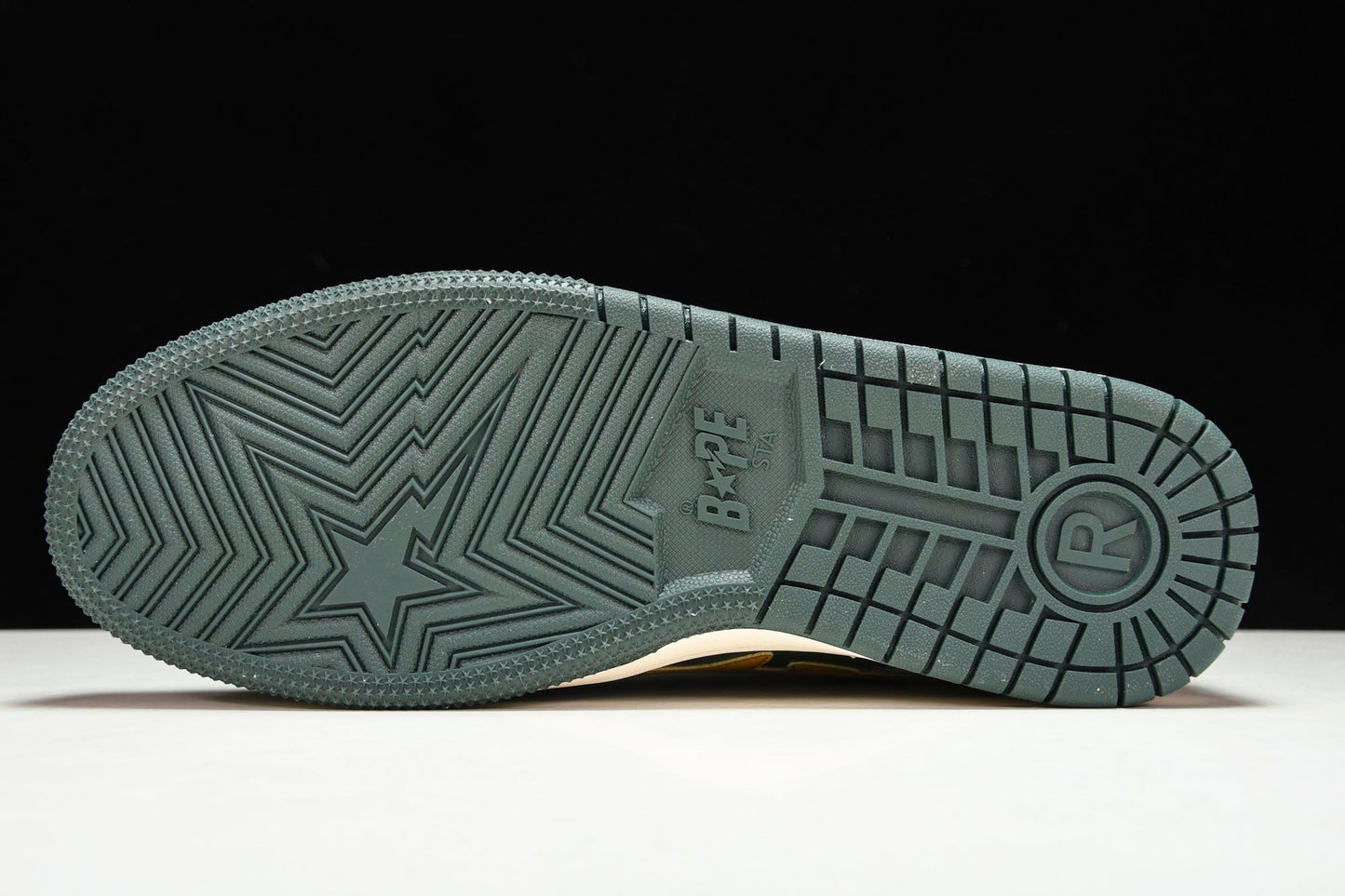 A Bathing Ape Bape SK8 Sta 'Grey Mustard Yellow'