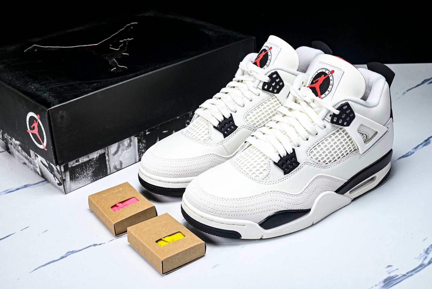 AJ4 Retro OG 'Flight Club'