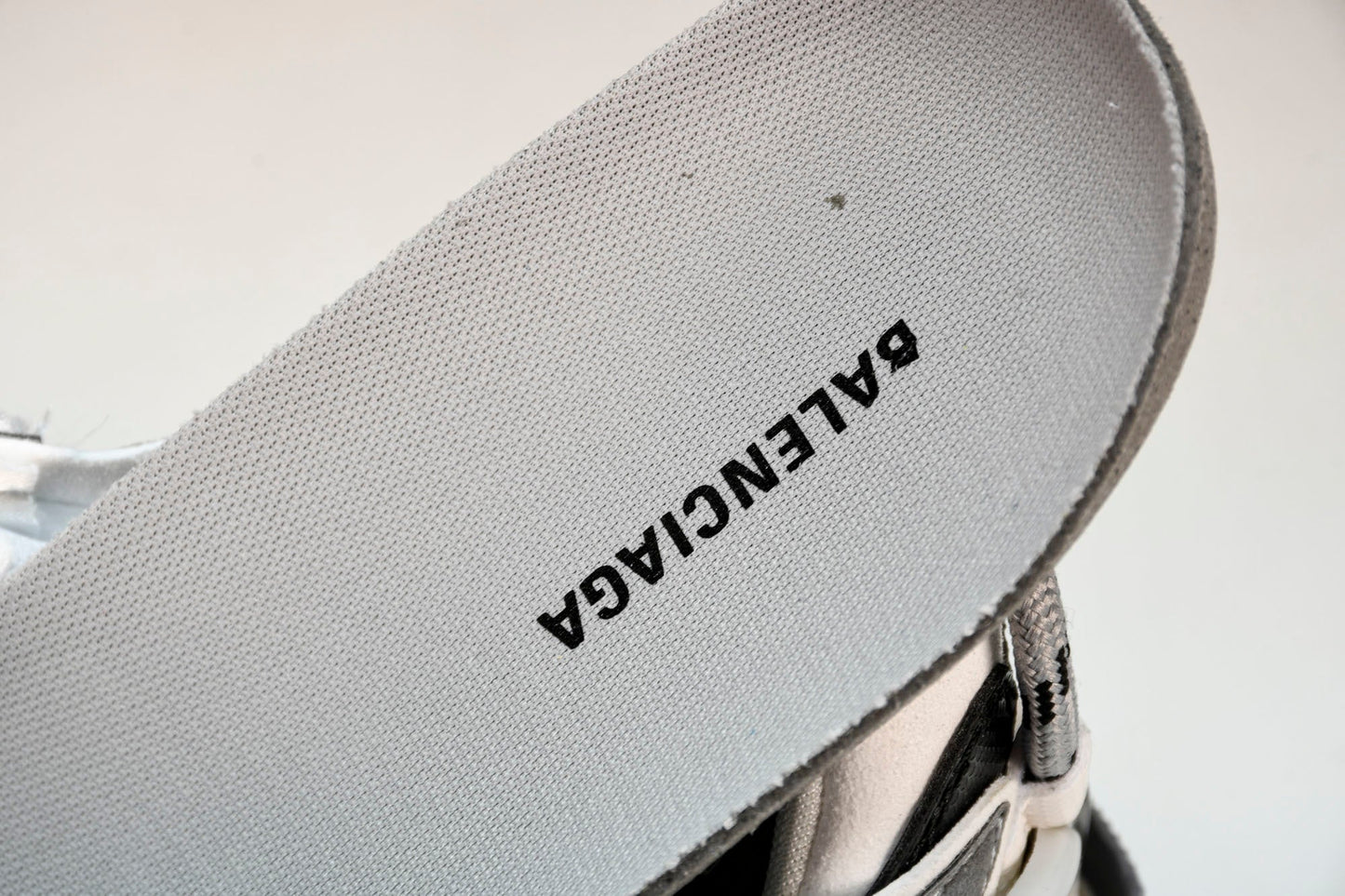 Runner 'White Black Grey'