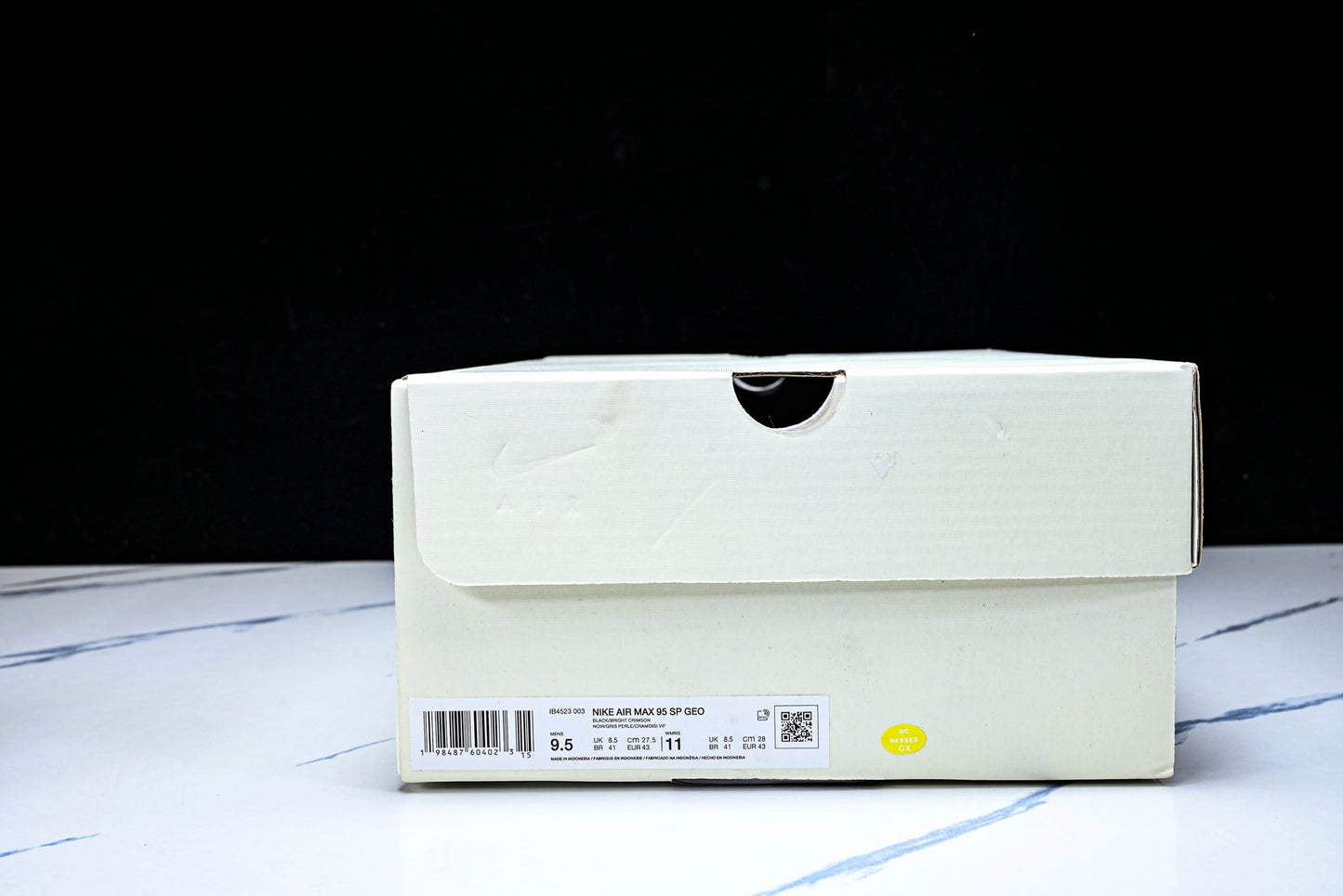 Undefeated x AM95 Geo Exclusive Pack 'Tokyo Bright Crimson'