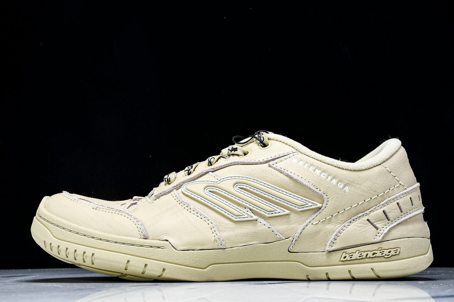 Вalenciaga Hamptons Worn-Out Sneaker 'Beige'