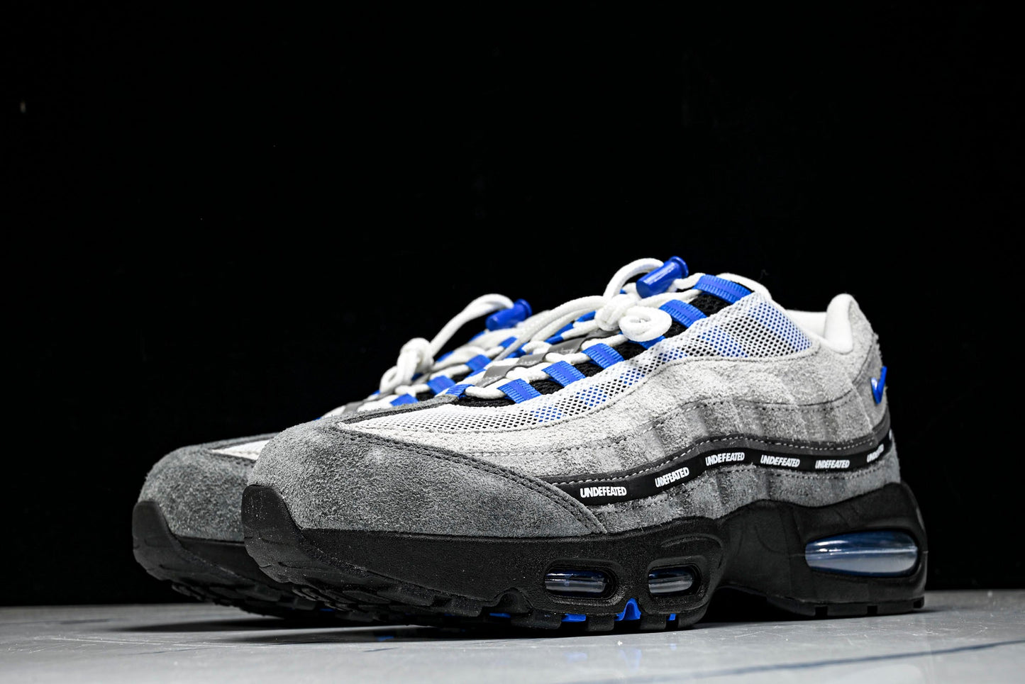 Undefeated x AM95 Geo Exclusive Pack 'Birmingham Hyper Cobalt'