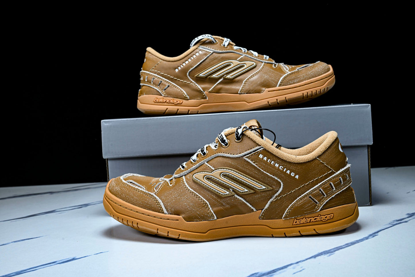 Вalenciaga Hamptons Worn-Out Sneaker 'Camel Brown'