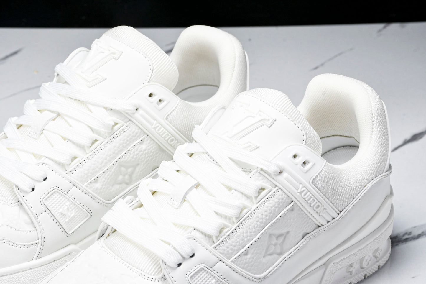 Louis Vuittоп Trainer Low 'White Embossed'