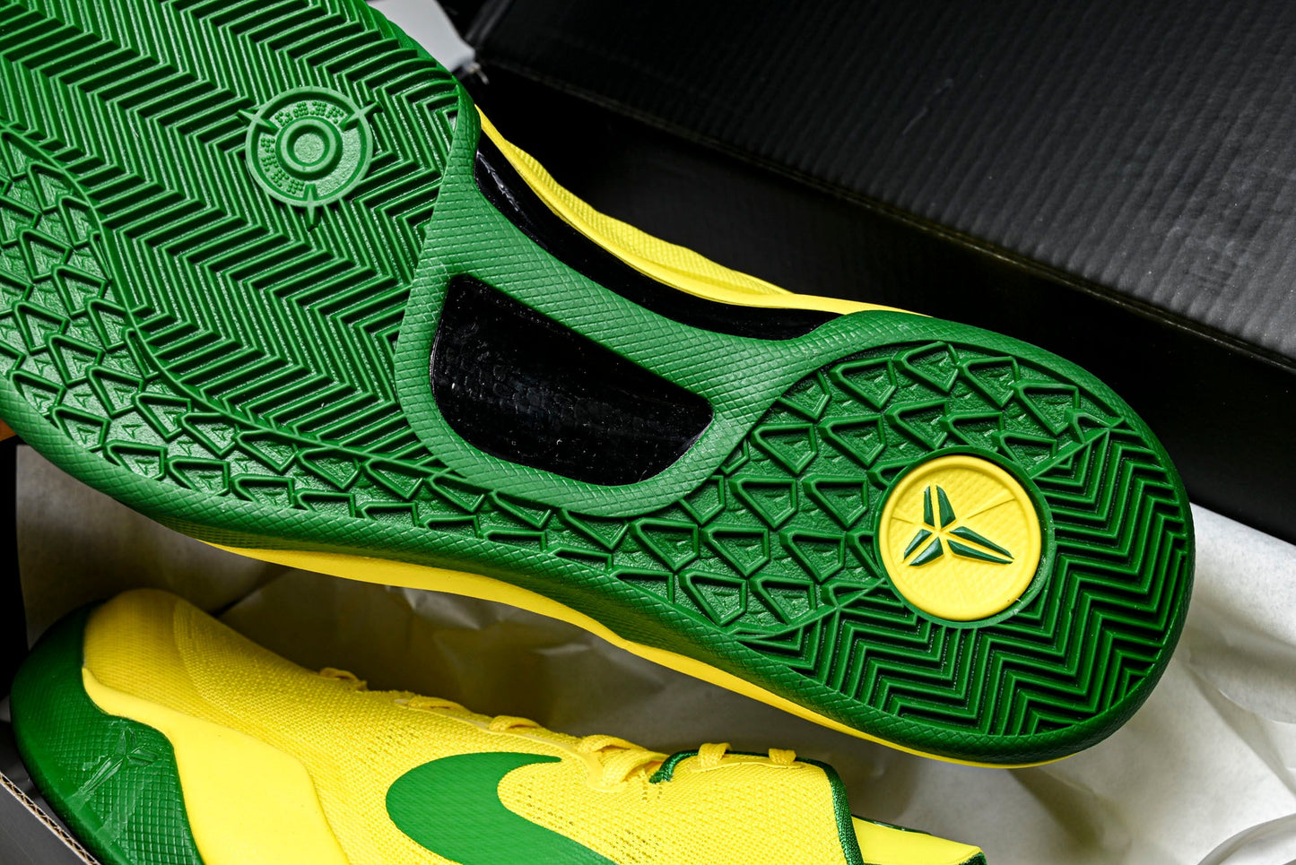Kobe 8 Protro Oregon Ducks PE 'Yellow'