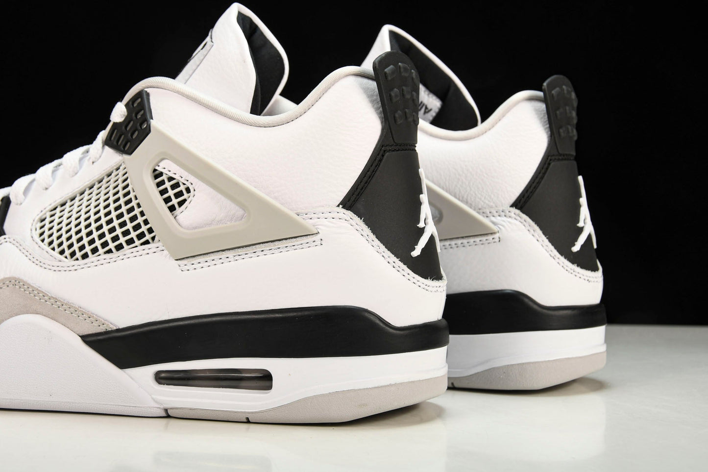 AJ4 Retro 'Military Black' - UK W 3 (M 3.5) / US W 5.5 (M 4) / EU 36