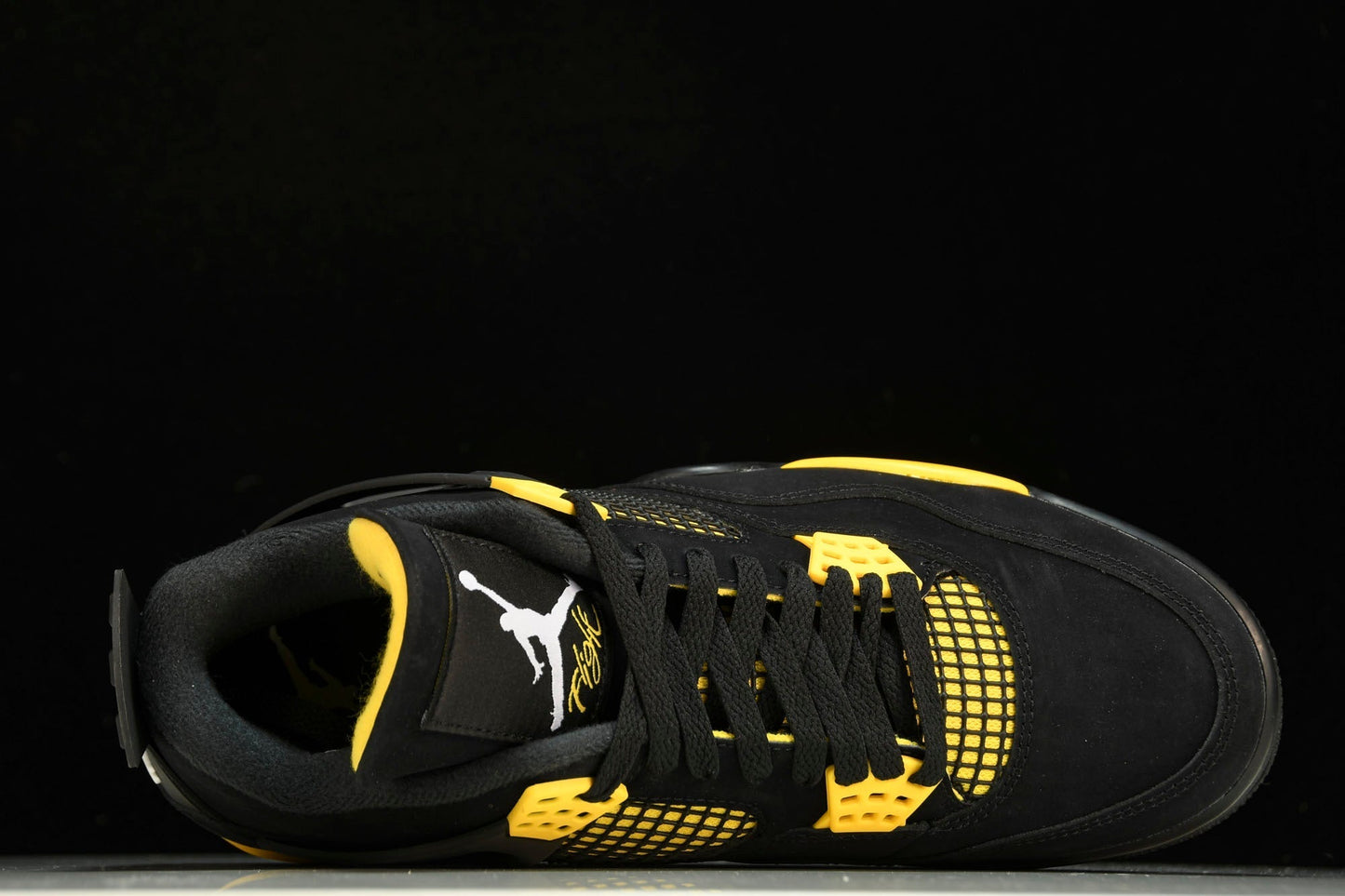AJ4 Retro 'Thunder' 2023 - UK W 4.5 (M 5) / US W 7 (M 5.5) / EU 38