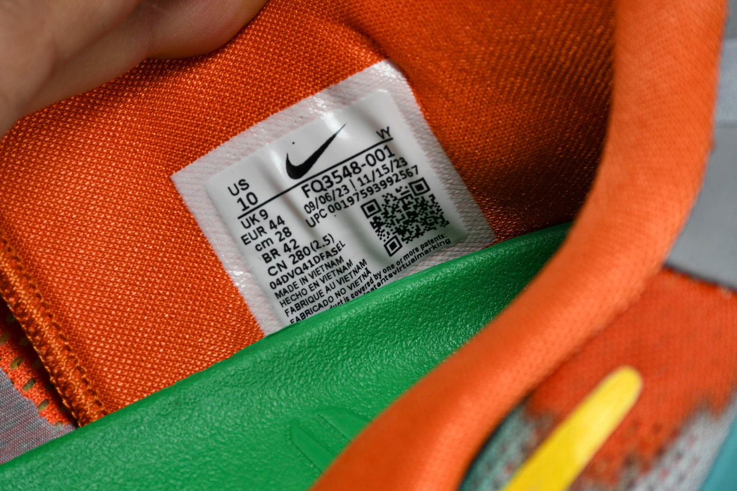 Kobe 8 Protro 'Venice Beach' - UK 8.5 / US 9.5 / EU 43