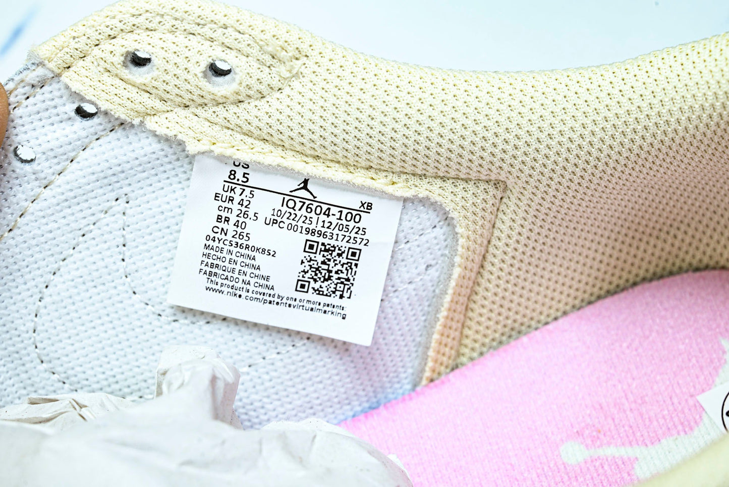 Travis Scott AJ1 Retro Low OG 'Muslin Shy Pink'