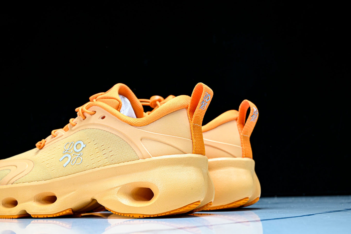 LOEWE × ON Cloudsolo 'Orange'