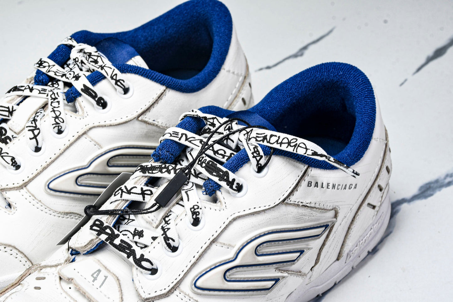 Вalenciaga Hamptons Worn-Out Sneaker 'White Blue'