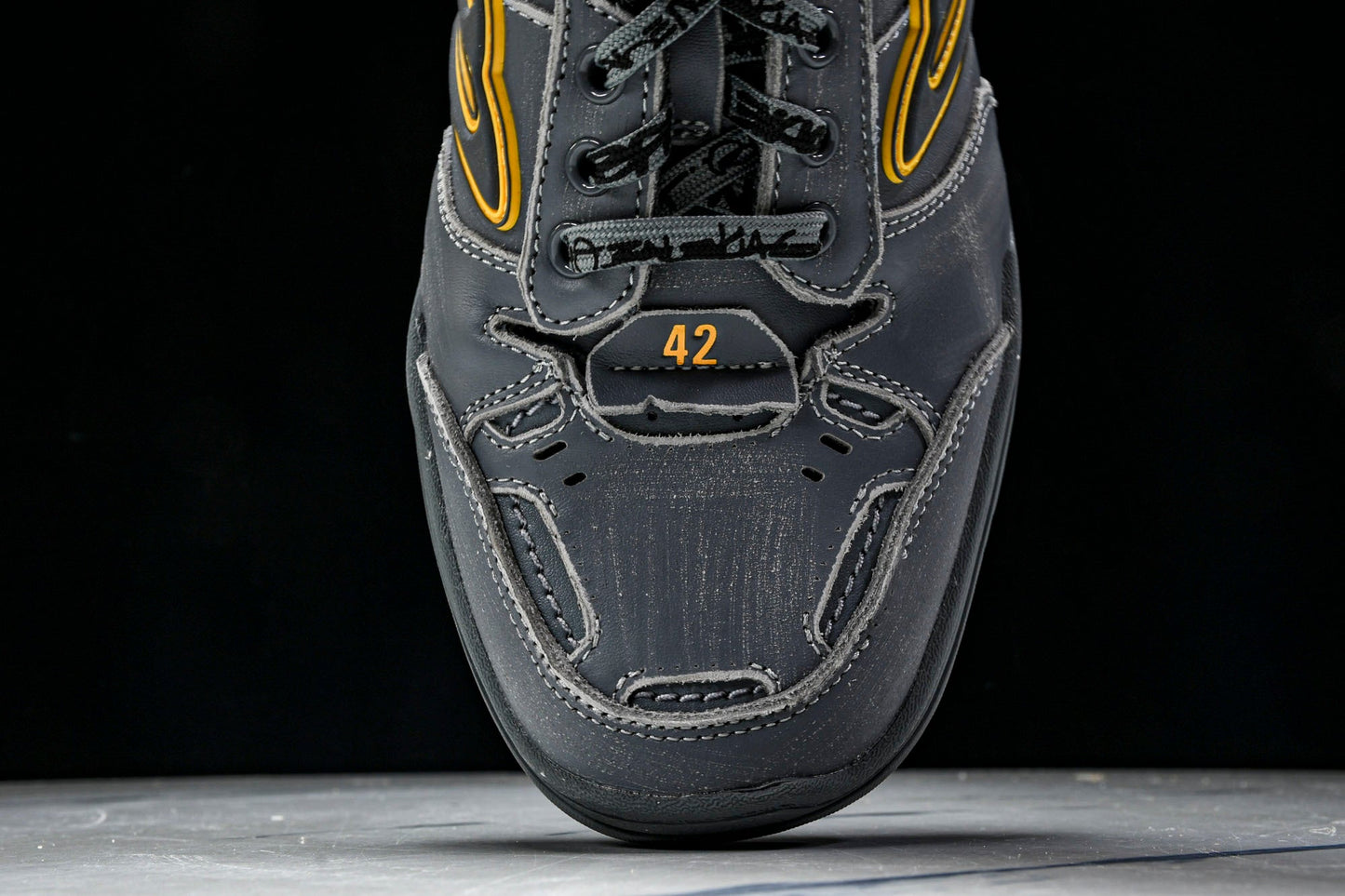 Вalenciaga Hamptons Worn-Out Sneaker 'Grey Yellow'