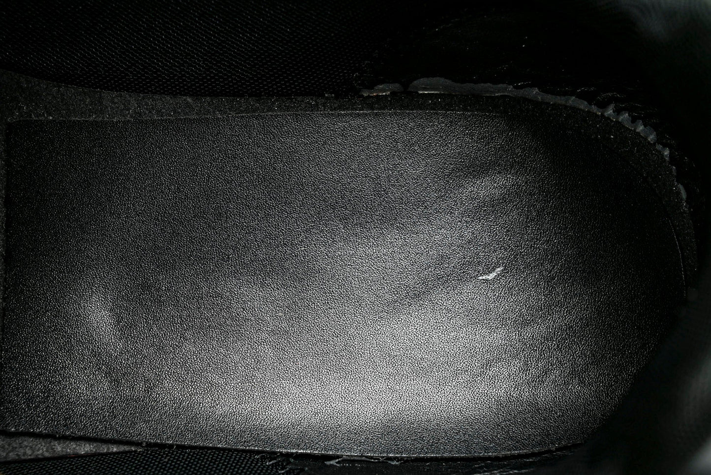 Louis Vuittоп Buttersoft 'Black'