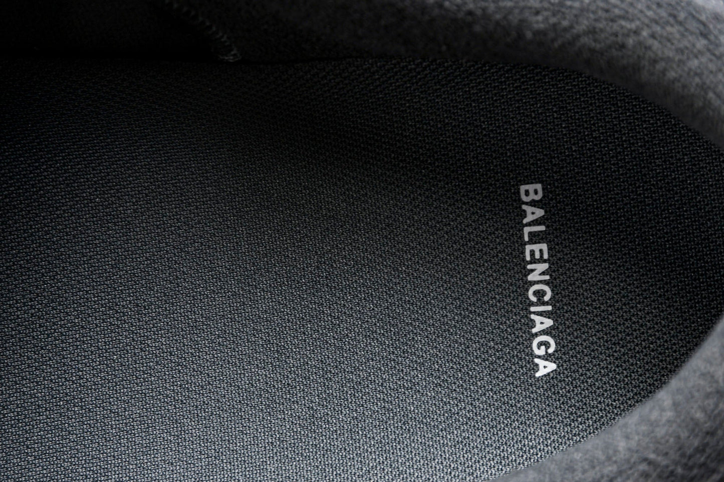 Вalenciaga Hamptons Worn-Out Sneaker 'Grey Yellow'