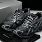 Runner 'Dark Grey Black'