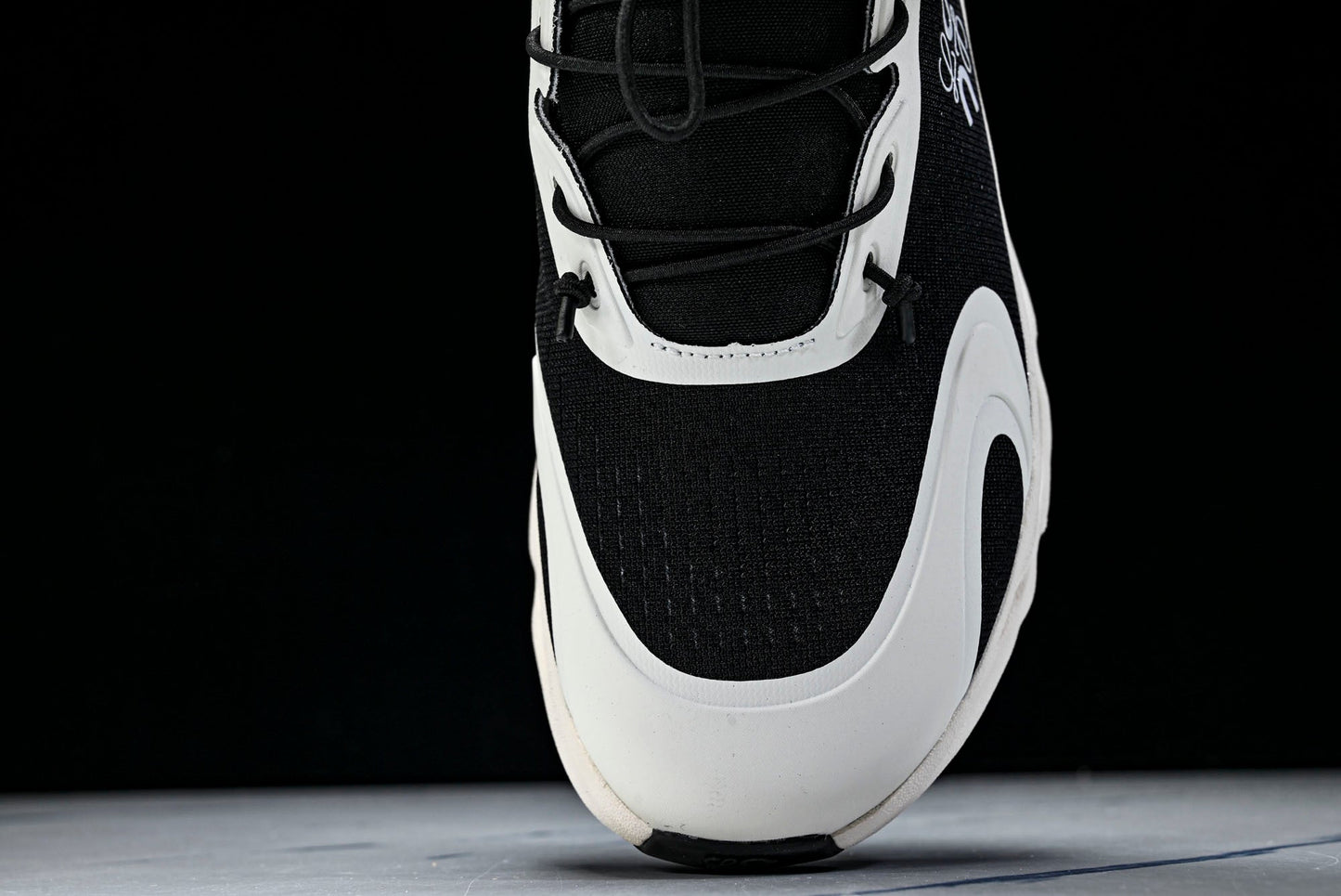 LOEWE × ON Cloudsolo 'White Black'