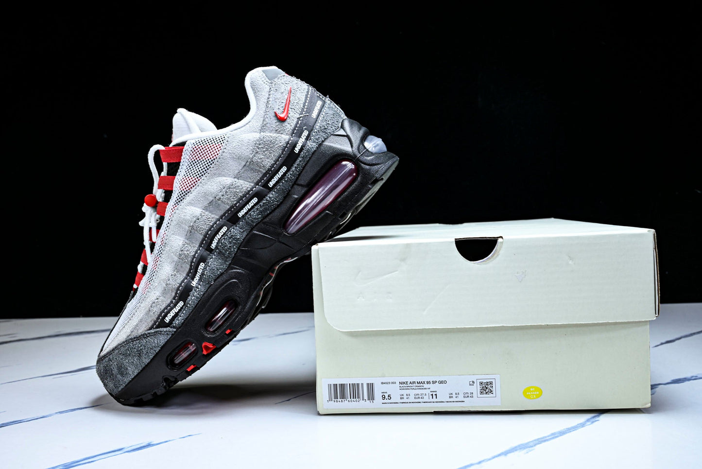 Undefeated x AM95 Geo Exclusive Pack 'Tokyo Bright Crimson'