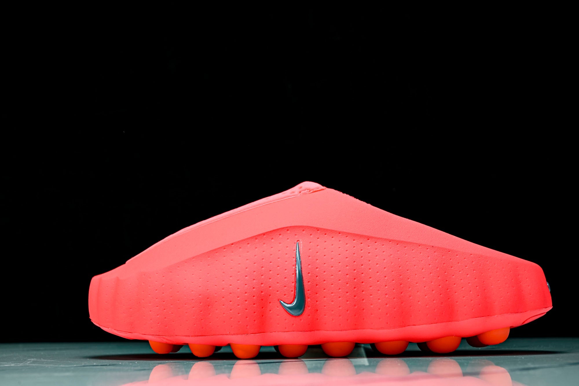 Mind 001 Slide 'Solar Red'