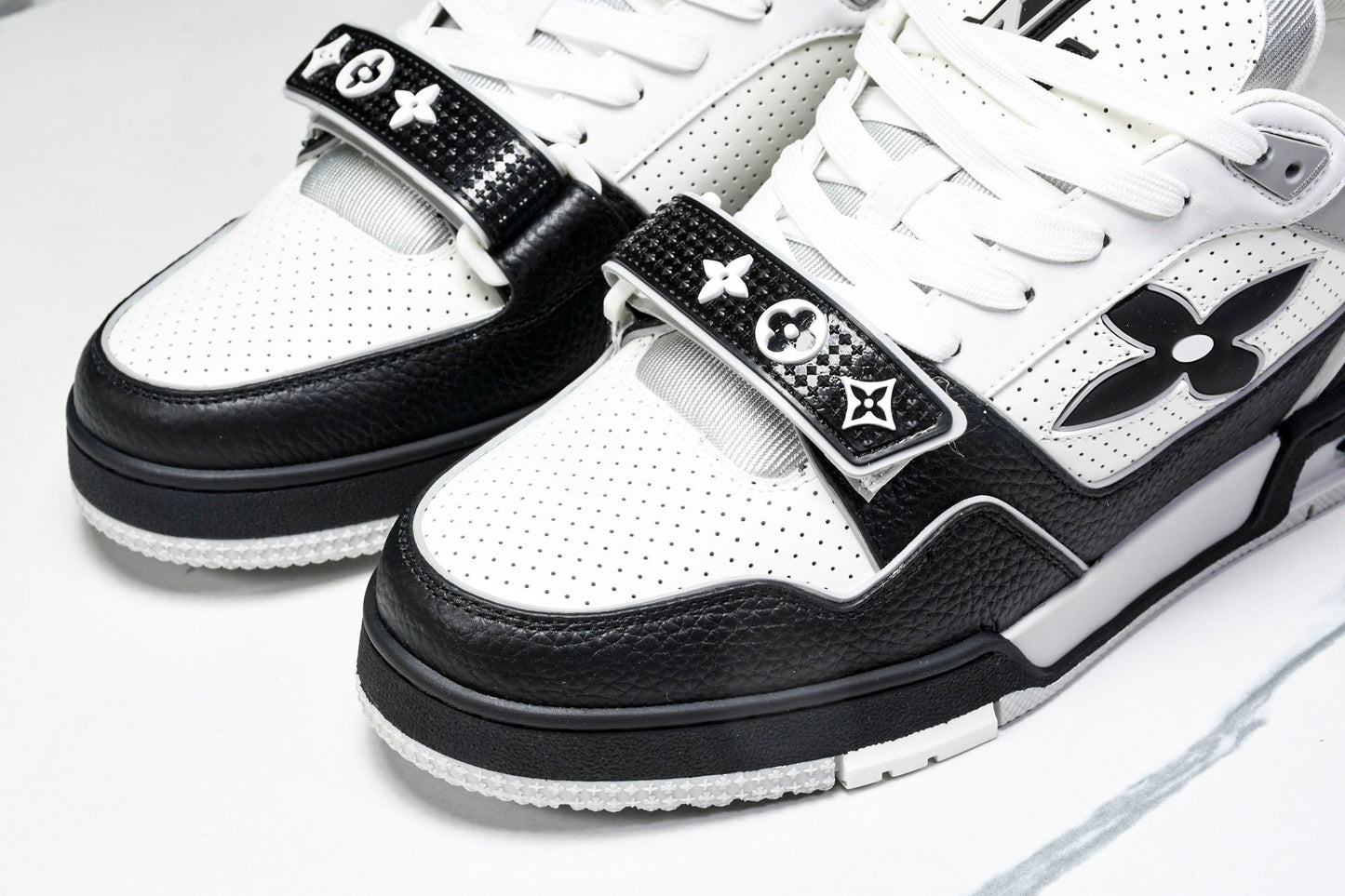 Louis Vuittоп Trainer Low Velcro Strap 'Perforated Black'