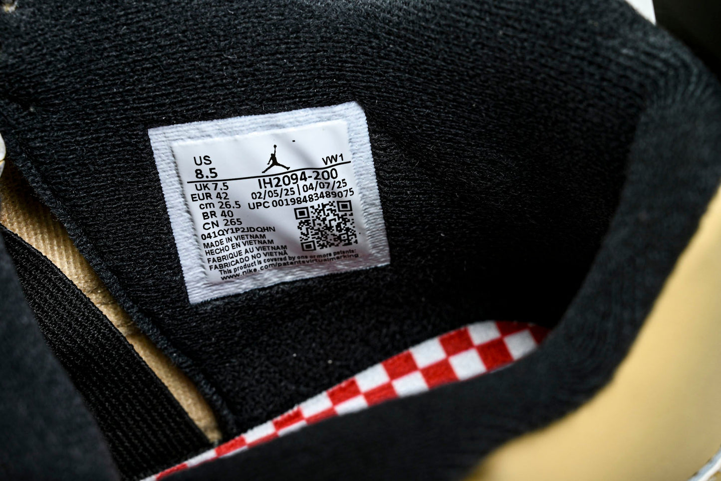 AJ4 Retro 'Pizza' (Full Adult Sizes)