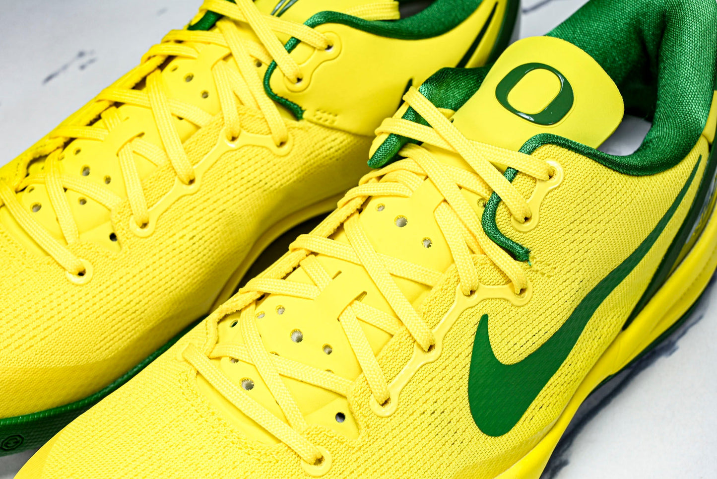 Kobe 8 Protro Oregon Ducks PE 'Yellow'