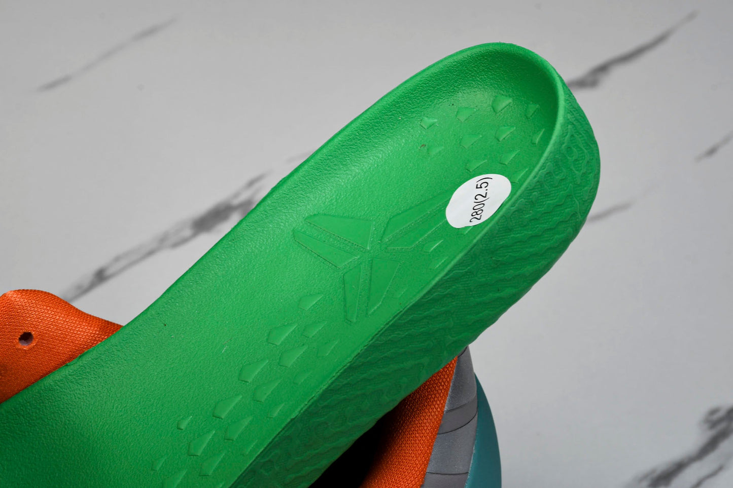Kobe 8 Protro 'Venice Beach' - UK 8.5 / US 9.5 / EU 43