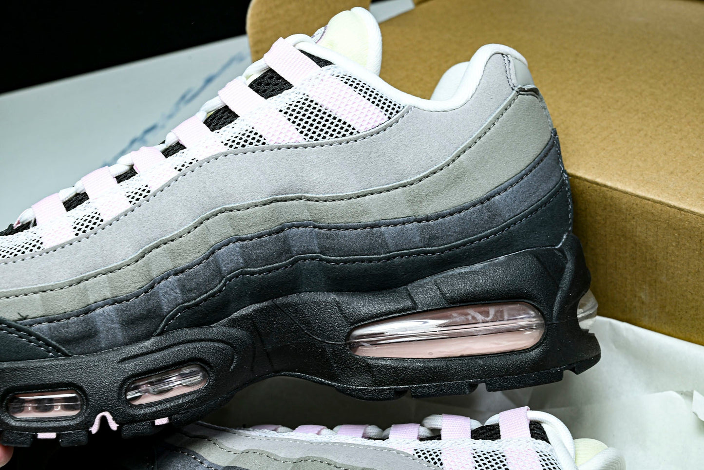 AM95 OG 'Pink Foam'