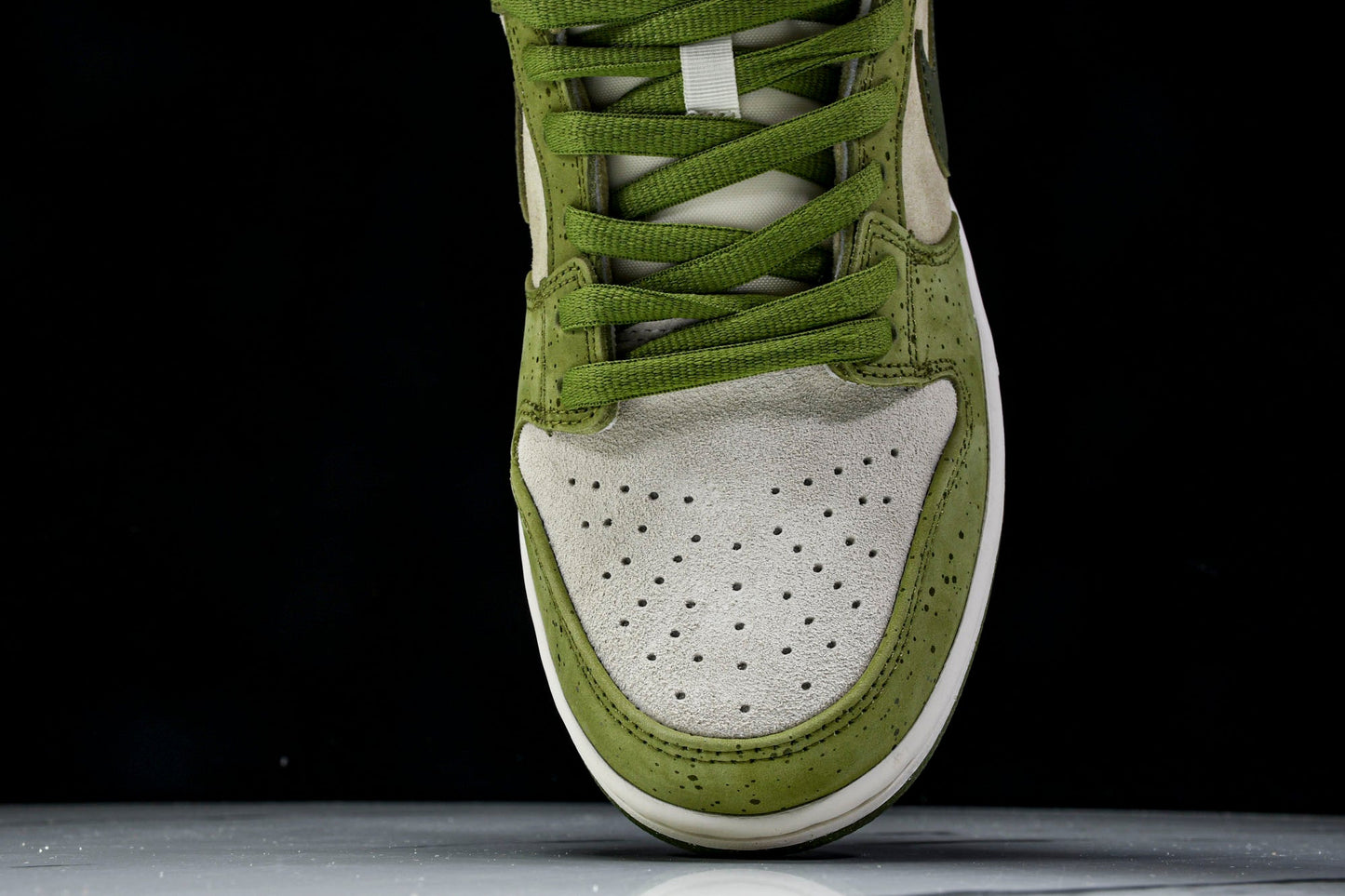 SB Dnk Low x Yuto Horigome 'Asparagus Matcha'