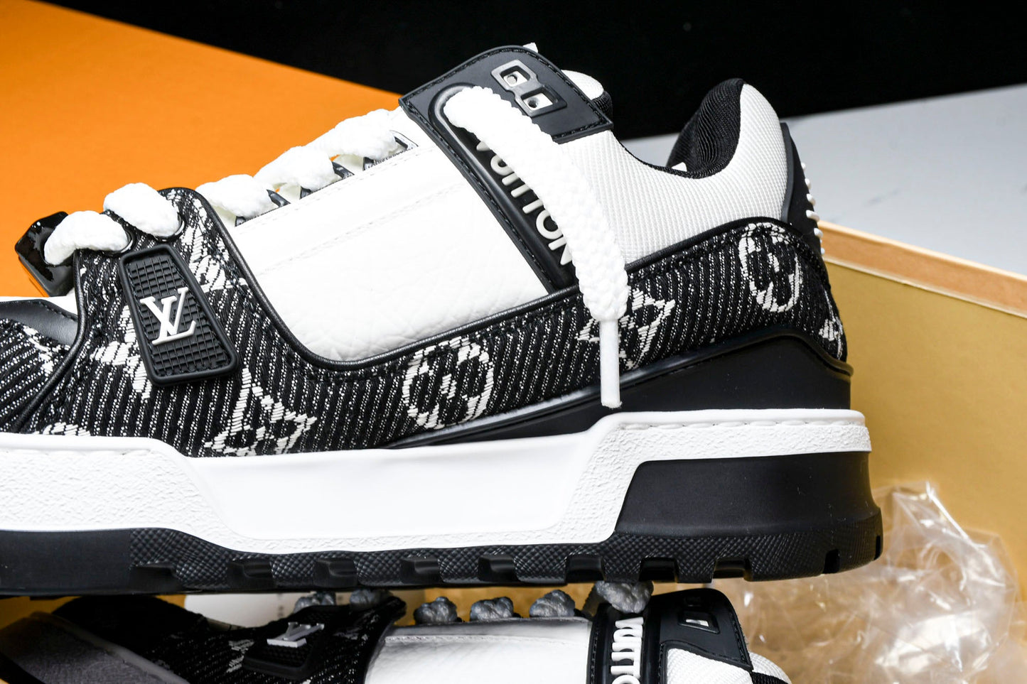Louis Vuittоп Trainer Maxi 'Monogram Black White' - UK 6 / US 7 / EU 40