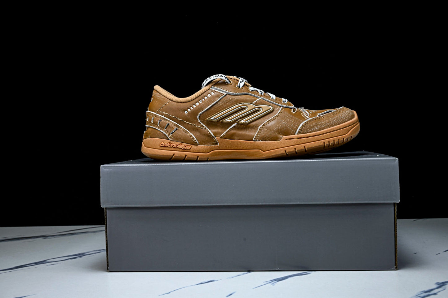 Вalenciaga Hamptons Worn-Out Sneaker 'Camel Brown'