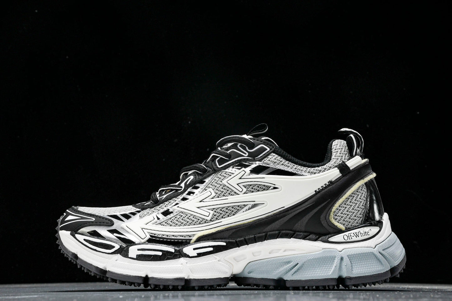 Off-White "Be Right Back" Sneaker 'Silver' - UK 10 / US 11 / EU 44