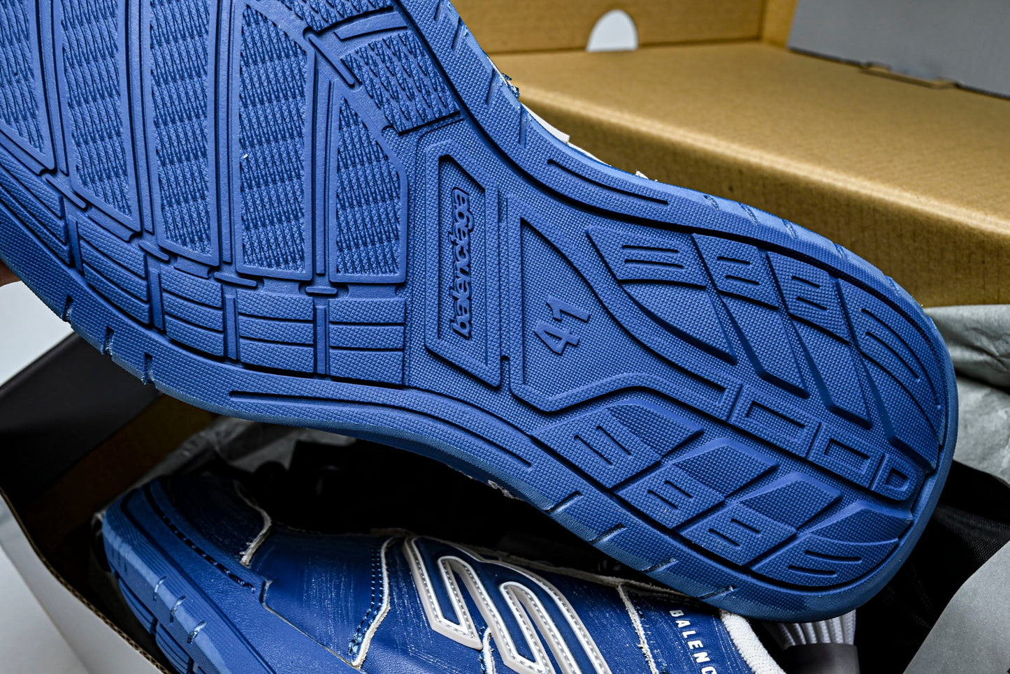 Вalenciaga Hamptons Worn-Out Sneaker 'Navy Blue'