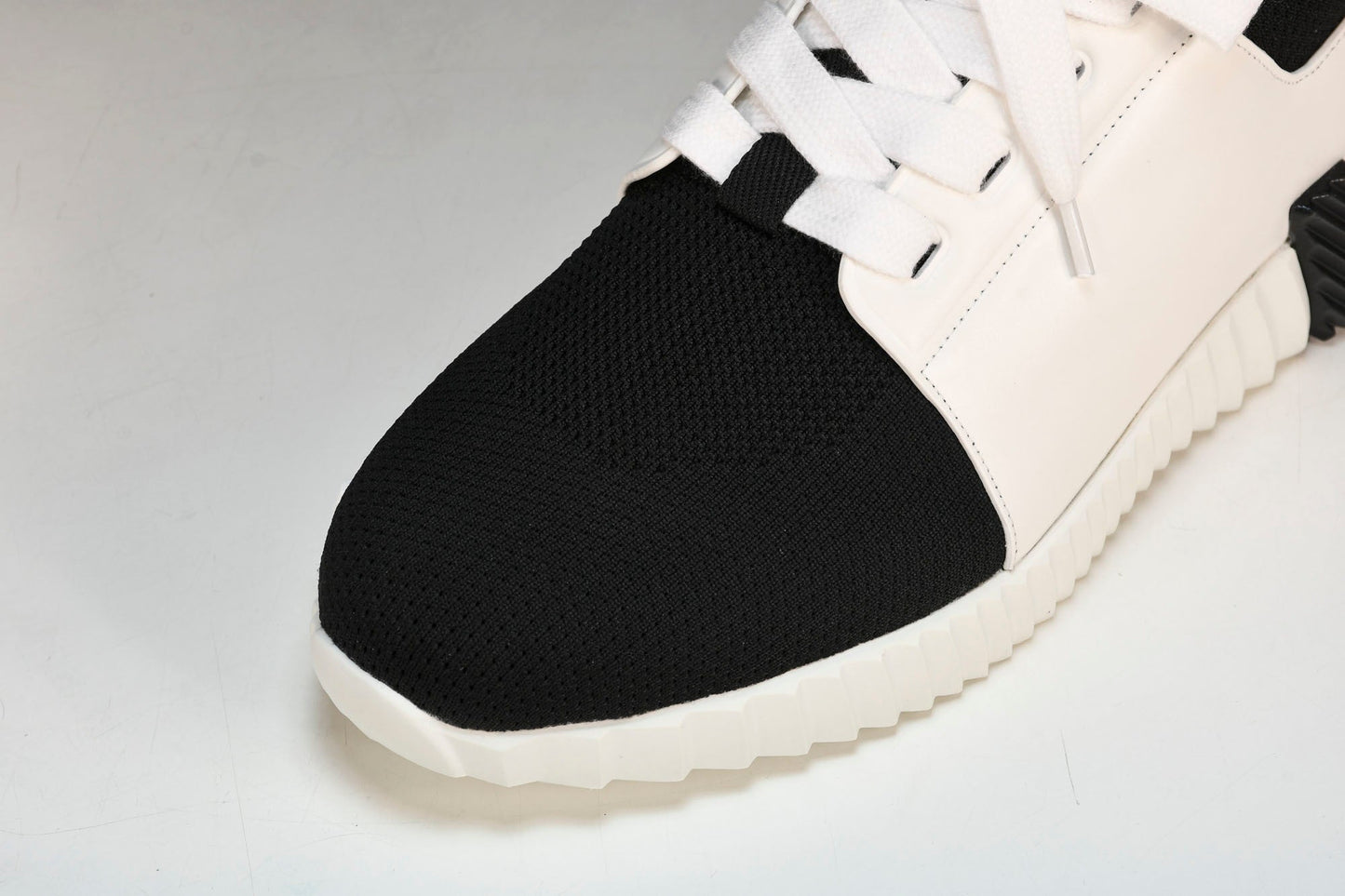 Нermès Depart Sneaker 'Noir Blanc'