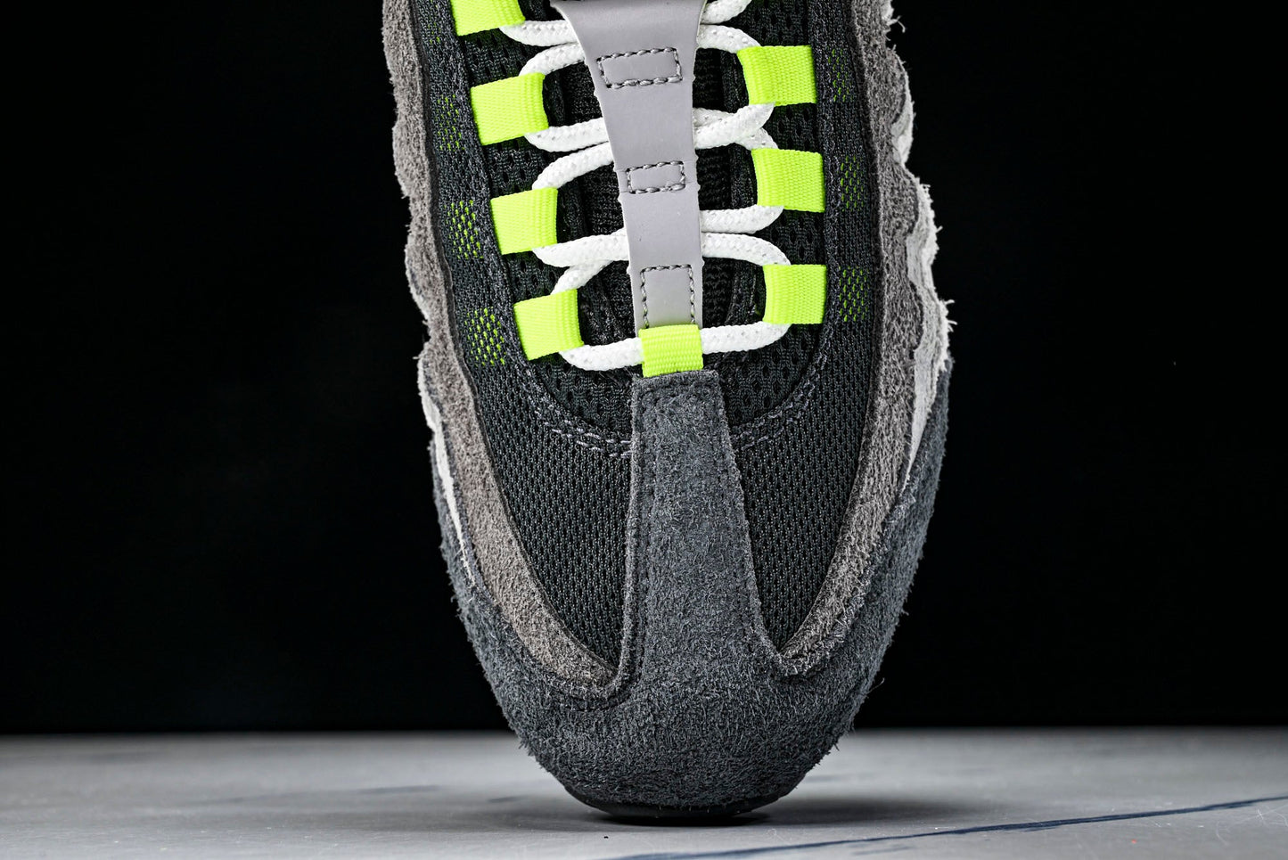 AM95 OG 'Reverse Gradient Neon'