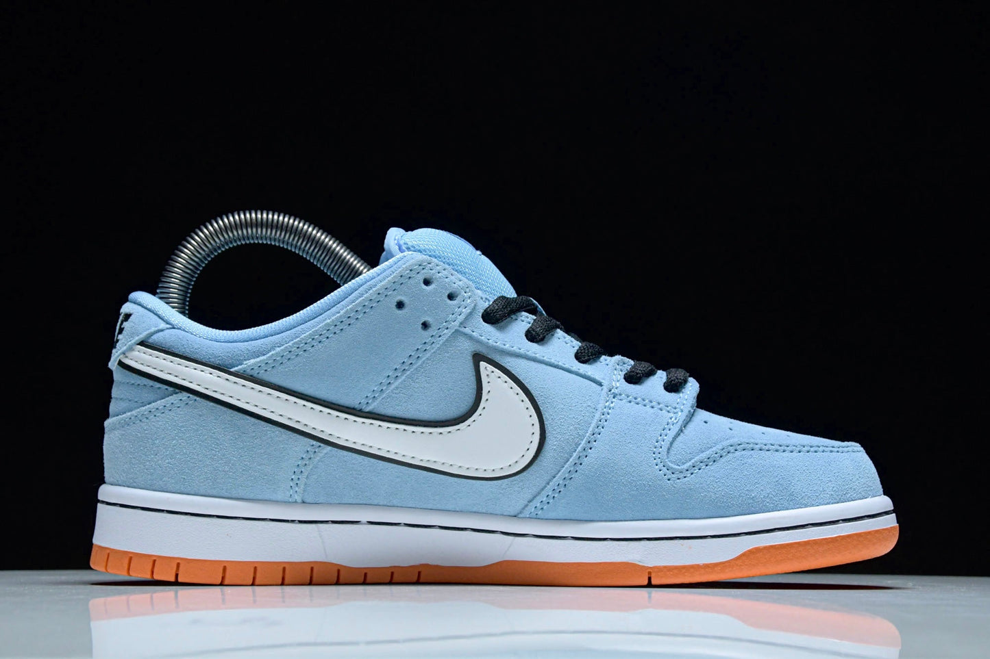 Dnk Low Pro SB 'Gulf' - UK 4.5 (W 4) / US 5 (W 6.5) / EU 37.5