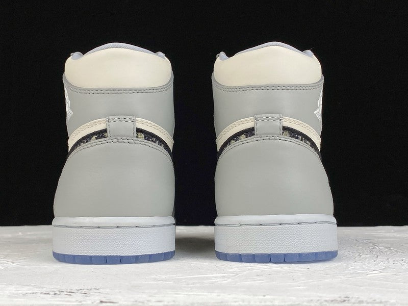 Dr x AJ1 Retro High OG (Special Box) - UK 11 / US 12 / EU 46