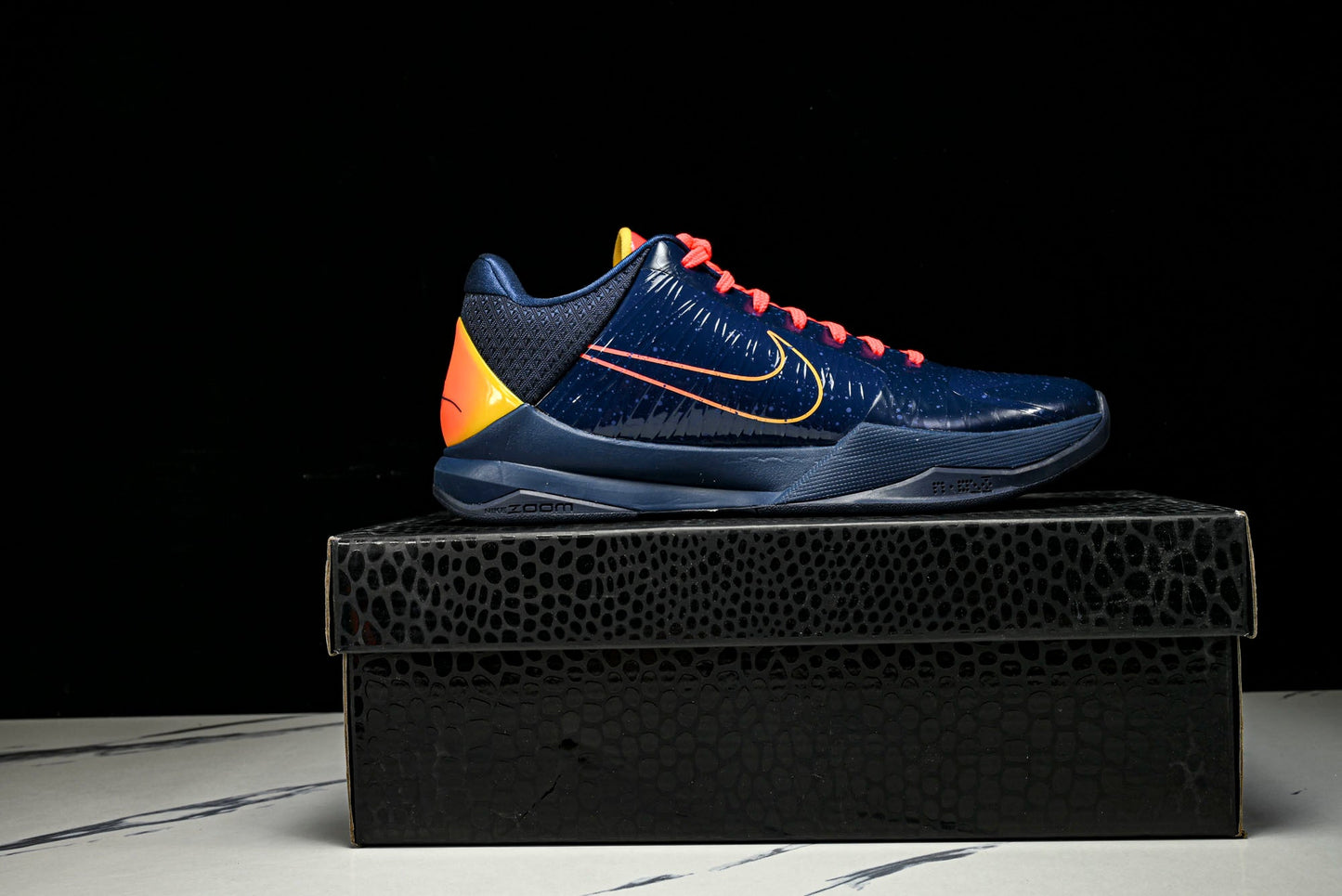 Kobe 5 Protro 'Caitlin Clark Indiana Fever'