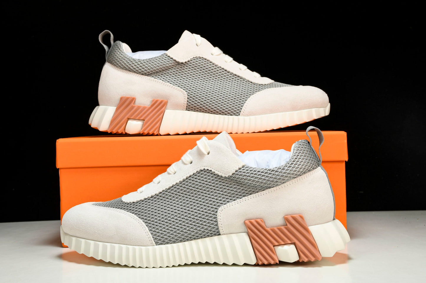 Hermès Bouncing Sneaker 'Gris Lulea Blanc'